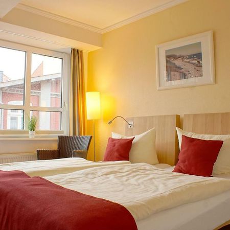 Baltic Koelln Hotel ไฮลิเกนฮาเฟิน ภายนอก รูปภาพ