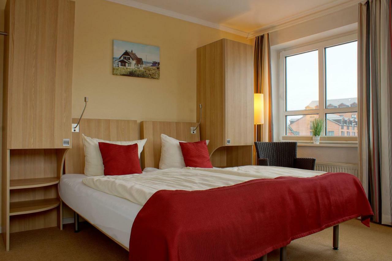 Baltic Koelln Hotel ไฮลิเกนฮาเฟิน ภายนอก รูปภาพ